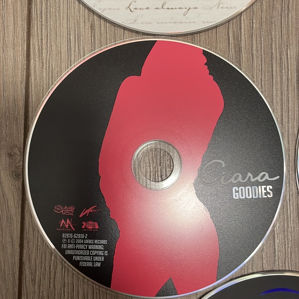 Used CDs - Picture 5 of 9
